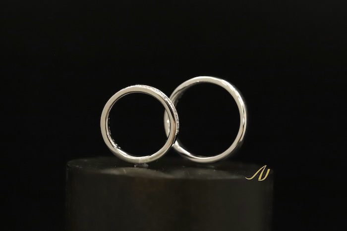 千葉市稲毛区のお客様｜鍛造でつくるハーフエタニティと平甲丸のオーダーメイド結婚指輪