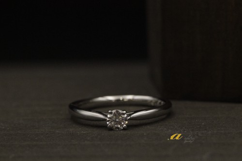 富津からお越しのお客様婚約指輪の御納品でした